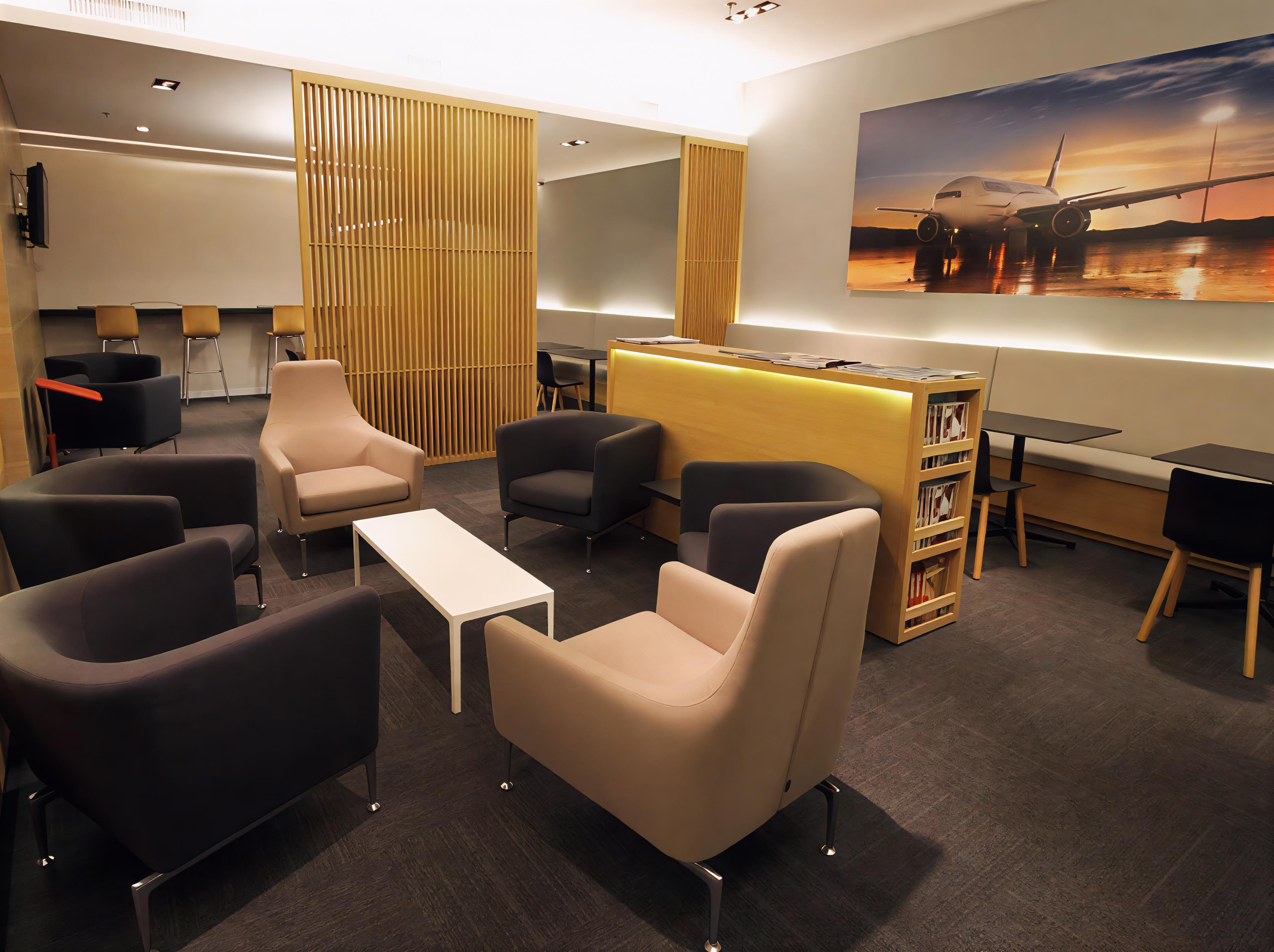 Tarjetas de Crédito con Puntos de Recompensa: Viajes y Otros Beneficios